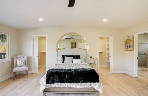 Monterey Apartment | Cozy Salinas Studio w/Balcony & Fireplace!