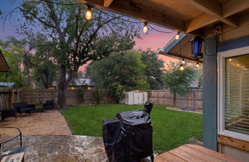 New Territories House | Cozy San Antonio home with washer/dryer and enclosed backyard