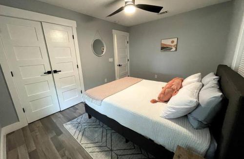 Midtown House | Cozy Savannah 5BR Home