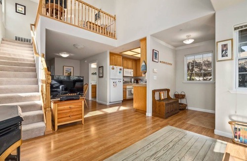 Seabright House | Cozy Seabright Beach Cottage