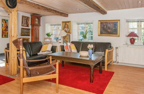 Hojer House | Cozy Seaside Retreat in Hojer-By Traum