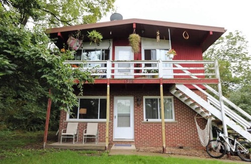 Ann Arbor House | Cozy Secluded *A2 North Side* 2BR