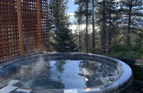Kings Beach House | Cozy, secluded cabin, great location and beautiful spa with sweeping views!