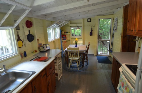 Alburg Cottage | Cozy Secluded Lakefront Cottage-Private Beach-Dog Friendly-Heat & A/C
