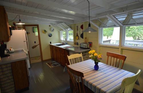 Alburg Cottage | Cozy Secluded Lakefront Cottage-Private Beach-Dog Friendly-Heat & A/C