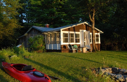 Alburg Cottage | Cozy Secluded Lakefront Cottage-Private Beach-Dog Friendly-Heat & A/C