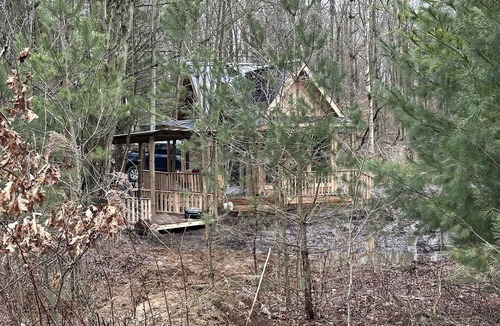Langton House | Cozy Secluded Tiny Cabin for a True Getaway in the Outdoors Surrounded by Nature in Simcoe, Ontario