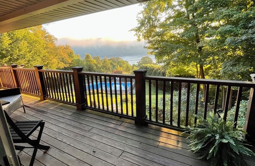 Moravia Villa | Cozy secluded villa-hot tub, panoramic view, waterfalls, gorge-south skaneateles