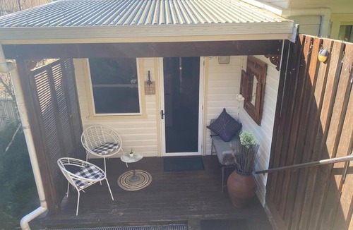 Goonellabah Apartment | Cozy self-contained unit surrounded by nature