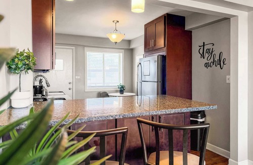 Arlington Heights Apartment | Cozy & Serene 1BR Escape