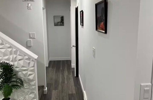 Regina Apartment | Cozy short stay special, close to the airport