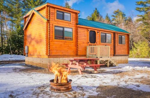 Bethel House | Cozy ski cabin #2, 3 beds
