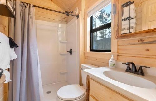 Bethel House | Cozy ski cabin #5 W/Bunk Room, 5 beds