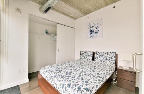 Downtown Winnipeg Apartment | Cozy Skyline Condo in Downtown, across Canada Life Centre