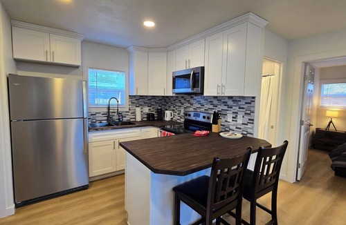 Carver House | Cozy small home one bedroom