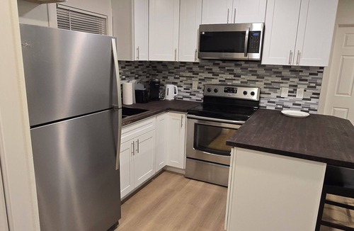 Carver House | Cozy small home one bedroom