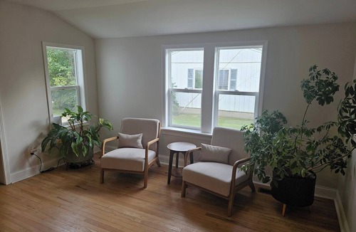 Mayville House | Cozy Small-Town Charmer
