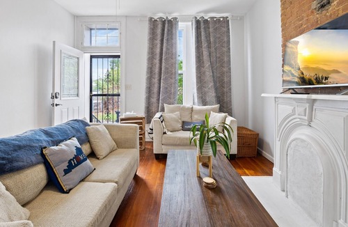 Smoketown Jackson House | Cozy Smoketown 2BR/1BA with Fire Pit & Grill.