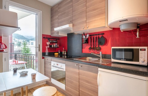 Villard-de-Lans Apartment | Cozy South-Facing Studio with Stunning Mountain Views