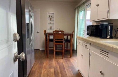 Salinas House | Cozy South Salinas Casita