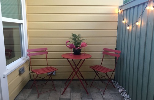 Ryan Place Apartment | Cozy Southside Studio & Loft with full amenities & close to several hot spots!