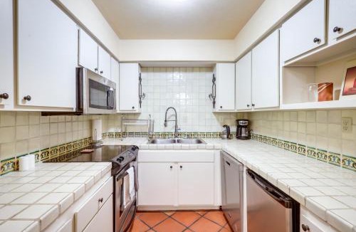 Northeast Santa Fe House | Cozy Southwest Style Santa Fe Condo!