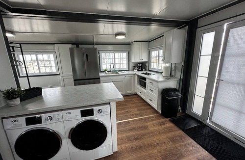 Monahans Apartment | Cozy Space, Expansive Feel: Very open BoxHouse, Monahans, TX