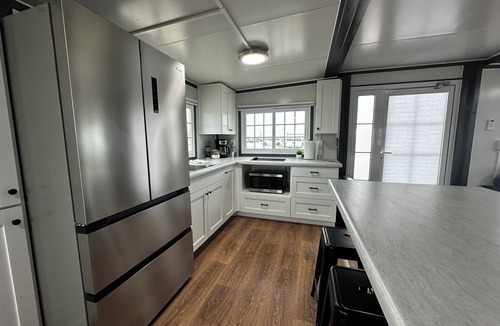 Monahans Apartment | Cozy Space, Expansive Feel: Very open BoxHouse, Monahans, TX