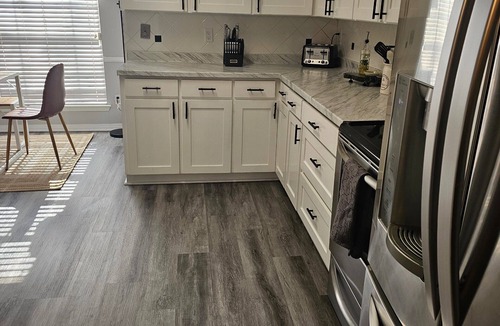 Bedford House | Cozy & Spacious 4BR Home Away from Home - 12 Mins from DFW Airport