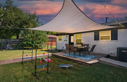 Haltom City House | Cozy, Spacious & Allergy Friendly Retreat - 4BR