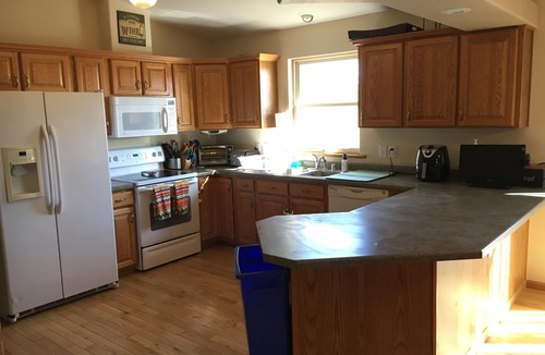 Viroqua House | Cozy, spacious and child-friendly. Short walk to town