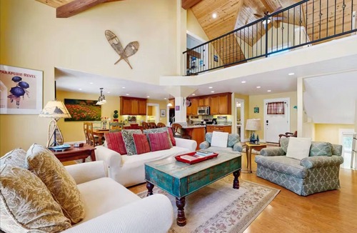 Arnold Cabin | Cozy Spacious Cabin w/Lg Game Room & Lake Access
