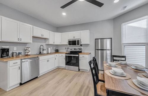 Hough Apartment | Cozy & Spacious Four Bedroom