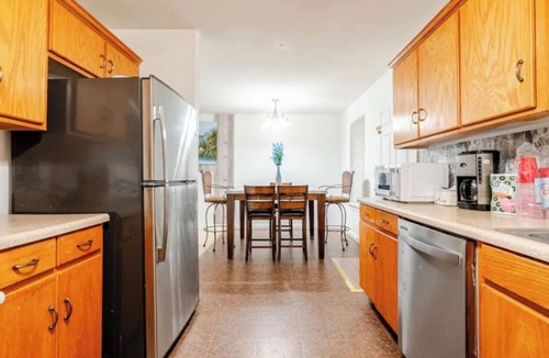 Cleveland House | Cozy & Spacious near Lee Univ
