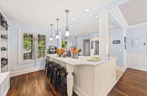 Cleveland House | Cozy, Spacious & Charming 3BR Home - Yard/Deck, AC, and Fantastic Neighborhood!