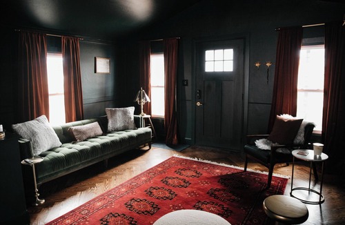 Norman House | Cozy, speakeasy style house located in the heart of Norman
