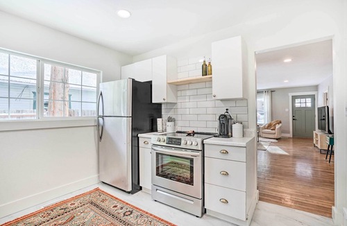 South Perry District House | Cozy Spokane Getaway Near Golfing & Skiing!