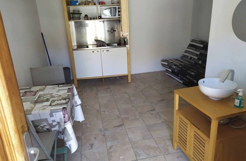 Castellare-di-Mercurio Apartment | Cozy Studio Retreat in Castellare-di-Mercurio