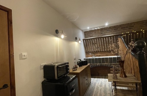 Wem Apartment | Cozy stable conversion in a lovely area surrounded by beautiful walks!