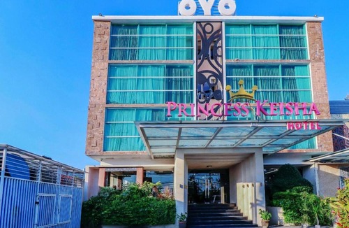 Denpasar Barat House | Cozy Standard Double w/City View & Free WiFi