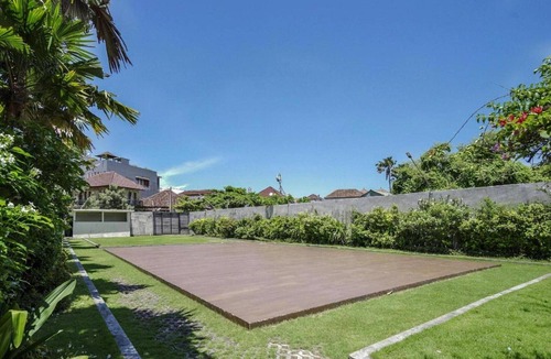 Denpasar Barat House | Cozy Standard Double w/City View & Free WiFi