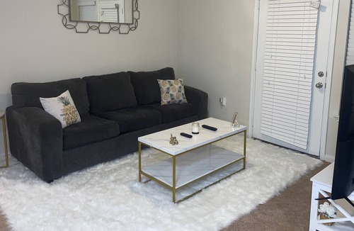Scofield Farms Apartment | Cozy Stay In Austin near the Domain