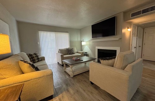 Beaumont Apartment | Cozy Stay in Beaumont’s Westend 2BR sleeps 6!