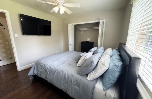 Bryan Apartment | Cozy Stay in Bryan, TX