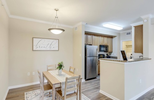 The Colony Apartment | Cozy Stay minutes from The Star! W/Pool & Gym - Near Top Golf and PGA Frisco!