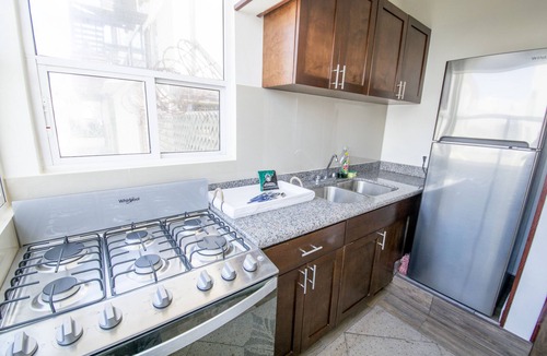 Costa Apartment | Cozy - Steps from beach + AC/HEAT