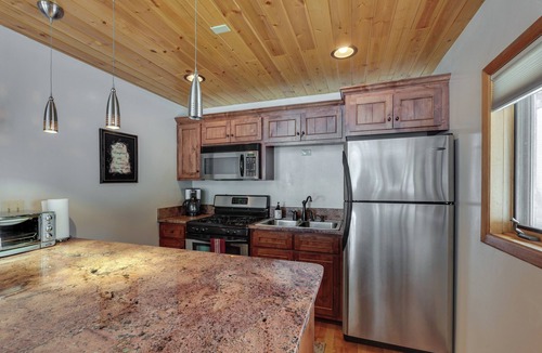 Taos Ski Valley Apartment | Cozy Streamside Studio - 2 Mi to Taos Ski Resort!