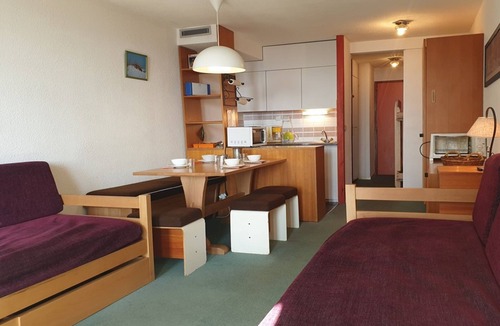 La Rosiere Apartment | Cozy studio near slopes with WIFI