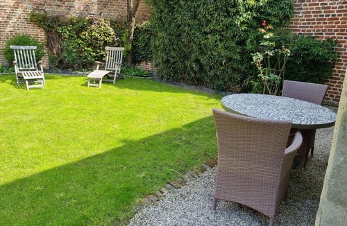 Saint-Andre-lez-Lille Apartment | Cozy studio with WiFi, air conditioning and secure parking near Lille