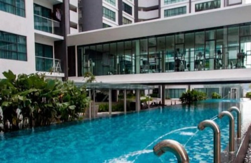 Taman Equine Apartment | Cozy studio welcomes you